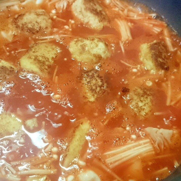 冷凍豆腐でミートボールのトマト煮